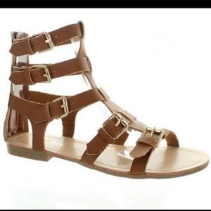 Woman’s Gladiator Flat Sandals